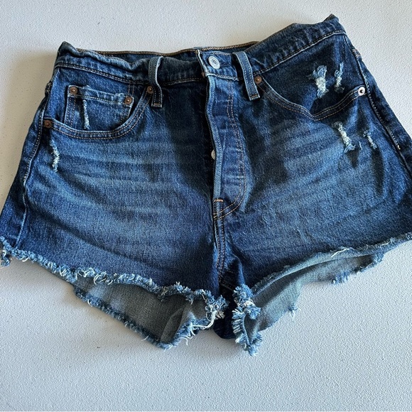 Levi’s women’s denim jean shorts - Picture 2 of 9